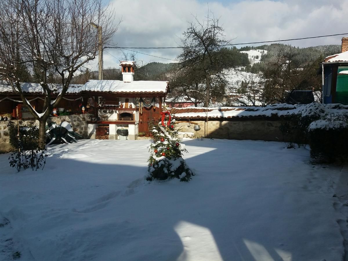 Гостевой дом Guest House Bolyarka Копривштица